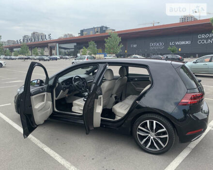 Чорний Фольксваген e-Golf, об'ємом двигуна 0 л та пробігом 114 тис. км за 20300 $, фото 70 на Automoto.ua