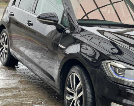 Черный Фольксваген e-Golf, объемом двигателя 0 л и пробегом 99 тыс. км за 13700 $, фото 76 на Automoto.ua