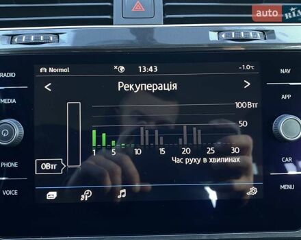 Черный Фольксваген e-Golf, объемом двигателя 0 л и пробегом 103 тыс. км за 14200 $, фото 42 на Automoto.ua