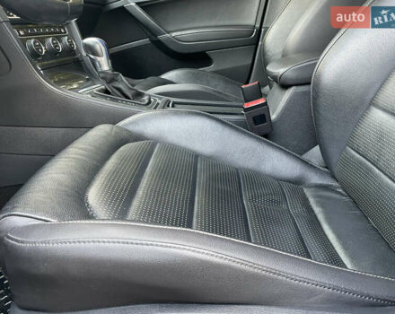 Черный Фольксваген e-Golf, объемом двигателя 0 л и пробегом 138 тыс. км за 13970 $, фото 28 на Automoto.ua