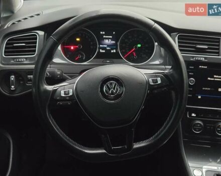 Черный Фольксваген e-Golf, объемом двигателя 0 л и пробегом 72 тыс. км за 12900 $, фото 21 на Automoto.ua