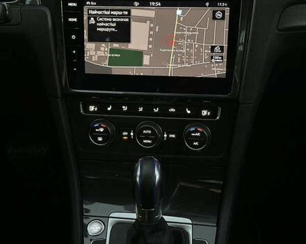 Черный Фольксваген e-Golf, объемом двигателя 0 л и пробегом 91 тыс. км за 15000 $, фото 14 на Automoto.ua