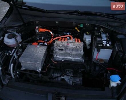 Черный Фольксваген e-Golf, объемом двигателя 0 л и пробегом 163 тыс. км за 11800 $, фото 28 на Automoto.ua