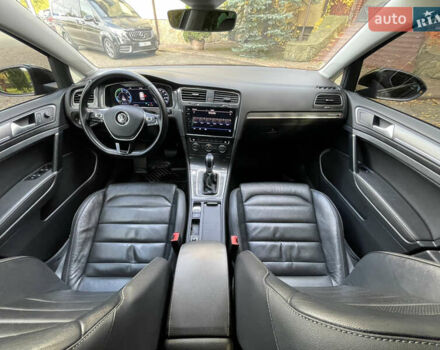 Черный Фольксваген e-Golf, объемом двигателя 0 л и пробегом 138 тыс. км за 13970 $, фото 43 на Automoto.ua