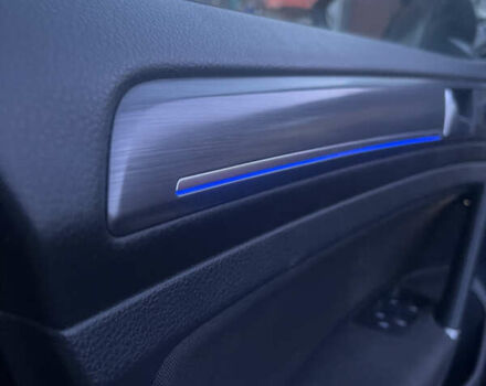 Черный Фольксваген e-Golf, объемом двигателя 0 л и пробегом 99 тыс. км за 13700 $, фото 31 на Automoto.ua