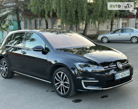 Черный Фольксваген e-Golf, объемом двигателя 0 л и пробегом 171 тыс. км за 15000 $, фото 8 на Automoto.ua