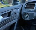 Черный Фольксваген e-Golf, объемом двигателя 0 л и пробегом 99 тыс. км за 16200 $, фото 16 на Automoto.ua