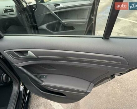 Черный Фольксваген e-Golf, объемом двигателя 0 л и пробегом 84 тыс. км за 14500 $, фото 19 на Automoto.ua