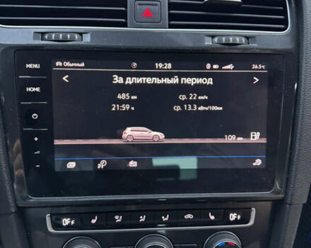 Черный Фольксваген e-Golf, объемом двигателя 0 л и пробегом 99 тыс. км за 13700 $, фото 8 на Automoto.ua