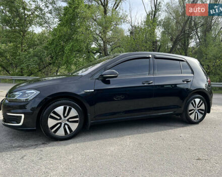 Черный Фольксваген e-Golf, объемом двигателя 0 л и пробегом 82 тыс. км за 15500 $, фото 2 на Automoto.ua
