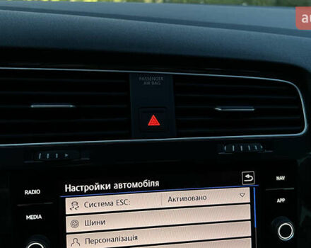 Чорний Фольксваген e-Golf, об'ємом двигуна 0 л та пробігом 82 тис. км за 14400 $, фото 98 на Automoto.ua