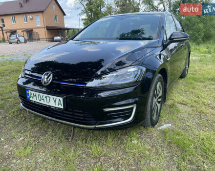 Черный Фольксваген e-Golf, объемом двигателя 0 л и пробегом 62 тыс. км за 14500 $, фото 1 на Automoto.ua