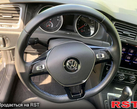 Черный Фольксваген e-Golf, объемом двигателя 0 л и пробегом 46 тыс. км за 16700 $, фото 6 на Automoto.ua