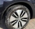 Черный Фольксваген e-Golf, объемом двигателя 0 л и пробегом 90 тыс. км за 15500 $, фото 8 на Automoto.ua