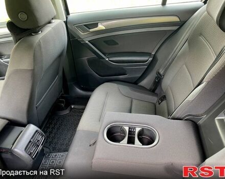 Чорний Фольксваген e-Golf, об'ємом двигуна 0 л та пробігом 62 тис. км за 15200 $, фото 9 на Automoto.ua