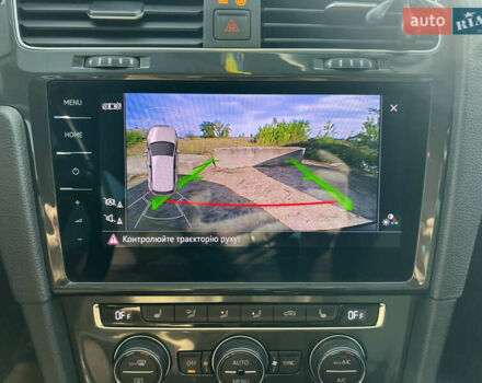 Черный Фольксваген e-Golf, объемом двигателя 0 л и пробегом 82 тыс. км за 15500 $, фото 10 на Automoto.ua