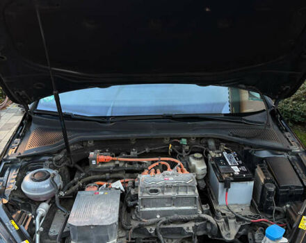 Черный Фольксваген e-Golf, объемом двигателя 0 л и пробегом 59 тыс. км за 13500 $, фото 11 на Automoto.ua