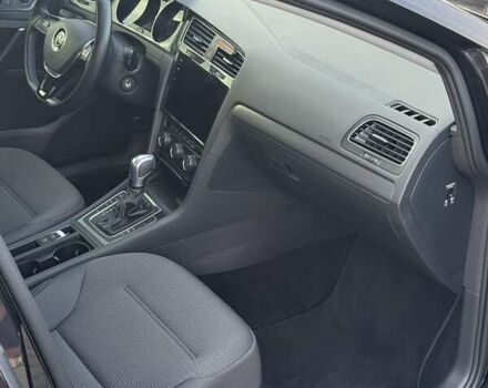 Черный Фольксваген e-Golf, объемом двигателя 0 л и пробегом 80 тыс. км за 13500 $, фото 26 на Automoto.ua