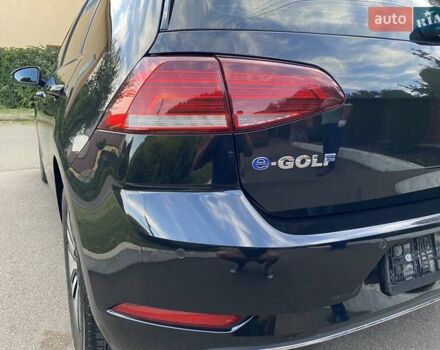 Черный Фольксваген e-Golf, объемом двигателя 0 л и пробегом 49 тыс. км за 15800 $, фото 29 на Automoto.ua