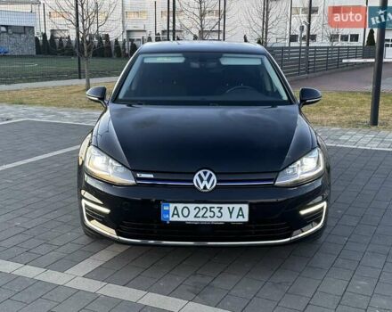 Черный Фольксваген e-Golf, объемом двигателя 0 л и пробегом 80 тыс. км за 13500 $, фото 13 на Automoto.ua