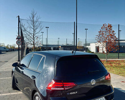 Черный Фольксваген e-Golf, объемом двигателя 0 л и пробегом 59 тыс. км за 13500 $, фото 6 на Automoto.ua