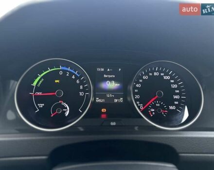 Черный Фольксваген e-Golf, объемом двигателя 0 л и пробегом 64 тыс. км за 16000 $, фото 42 на Automoto.ua