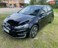 Черный Фольксваген e-Golf, объемом двигателя 0 л и пробегом 62 тыс. км за 14500 $, фото 2 на Automoto.ua