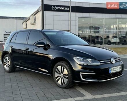 Черный Фольксваген e-Golf, объемом двигателя 0 л и пробегом 80 тыс. км за 13500 $, фото 1 на Automoto.ua