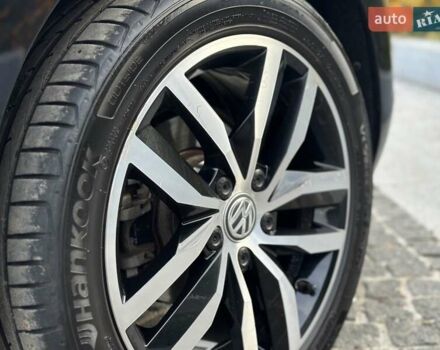 Черный Фольксваген e-Golf, объемом двигателя 0 л и пробегом 64 тыс. км за 16000 $, фото 9 на Automoto.ua