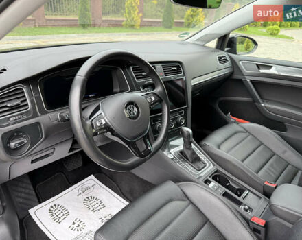 Чорний Фольксваген e-Golf, об'ємом двигуна 0 л та пробігом 100 тис. км за 16700 $, фото 21 на Automoto.ua