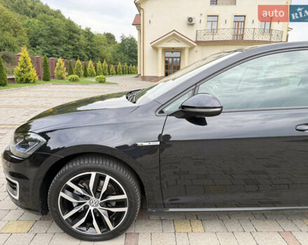 Чорний Фольксваген e-Golf, об'ємом двигуна 0 л та пробігом 100 тис. км за 16700 $, фото 11 на Automoto.ua
