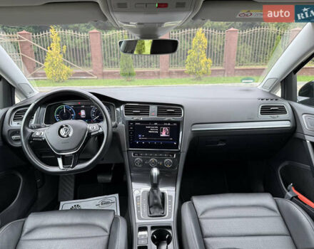 Чорний Фольксваген e-Golf, об'ємом двигуна 0 л та пробігом 100 тис. км за 16700 $, фото 35 на Automoto.ua