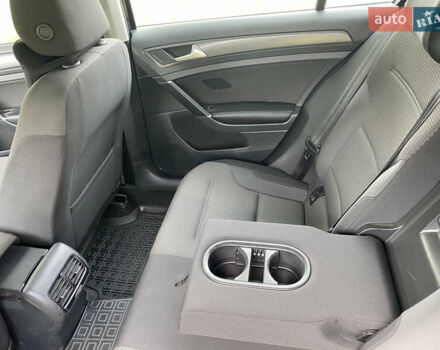 Черный Фольксваген e-Golf, объемом двигателя 0 л и пробегом 62 тыс. км за 14500 $, фото 9 на Automoto.ua