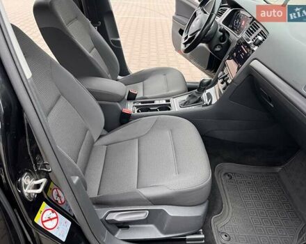 Черный Фольксваген e-Golf, объемом двигателя 0 л и пробегом 135 тыс. км за 14600 $, фото 21 на Automoto.ua