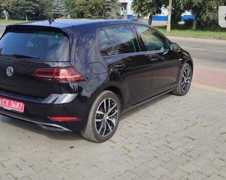 Черный Фольксваген e-Golf, объемом двигателя 0 л и пробегом 61 тыс. км за 18500 $, фото 1 на Automoto.ua