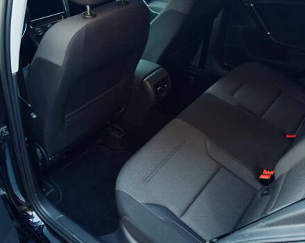 Черный Фольксваген e-Golf, объемом двигателя 0 л и пробегом 59 тыс. км за 13500 $, фото 18 на Automoto.ua