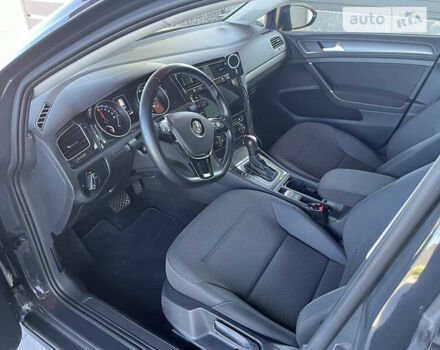 Чорний Фольксваген e-Golf, об'ємом двигуна 0 л та пробігом 45 тис. км за 14900 $, фото 6 на Automoto.ua