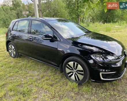 Чорний Фольксваген e-Golf, об'ємом двигуна 0 л та пробігом 62 тис. км за 15200 $, фото 4 на Automoto.ua