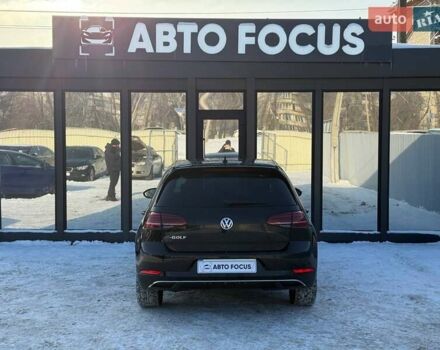 Черный Фольксваген e-Golf, объемом двигателя 0 л и пробегом 135 тыс. км за 14490 $, фото 6 на Automoto.ua