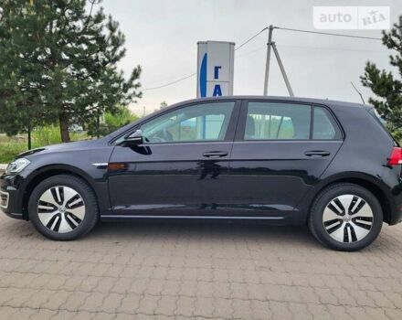 Черный Фольксваген e-Golf, объемом двигателя 0 л и пробегом 56 тыс. км за 14950 $, фото 5 на Automoto.ua