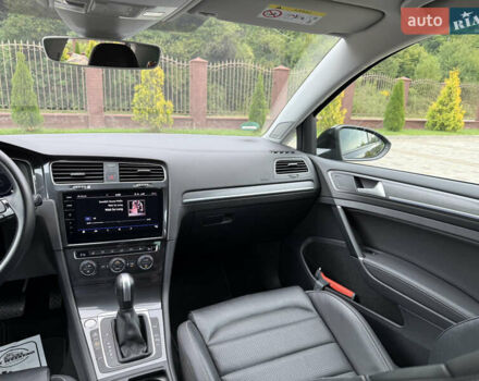 Чорний Фольксваген e-Golf, об'ємом двигуна 0 л та пробігом 100 тис. км за 16700 $, фото 37 на Automoto.ua