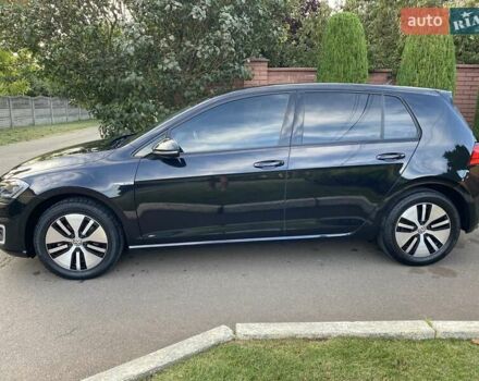 Черный Фольксваген e-Golf, объемом двигателя 0 л и пробегом 49 тыс. км за 15800 $, фото 3 на Automoto.ua