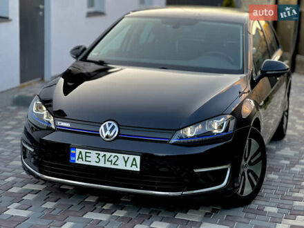 Чорний Фольксваген e-Golf, об'ємом двигуна 0 л та пробігом 108 тис. км за 8799 $, фото 1 на Automoto.ua