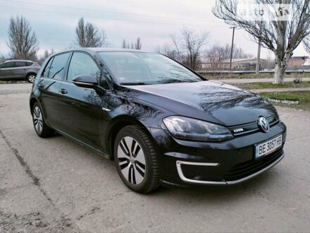 Черный Фольксваген e-Golf, объемом двигателя 0 л и пробегом 117 тыс. км за 14990 $, фото 1 на Automoto.ua