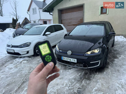 Черный Фольксваген e-Golf, объемом двигателя 0 л и пробегом 76 тыс. км за 8300 $, фото 1 на Automoto.ua