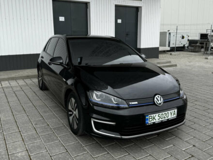 Чорний Фольксваген e-Golf, об'ємом двигуна 0 л та пробігом 125 тис. км за 9450 $, фото 1 на Automoto.ua