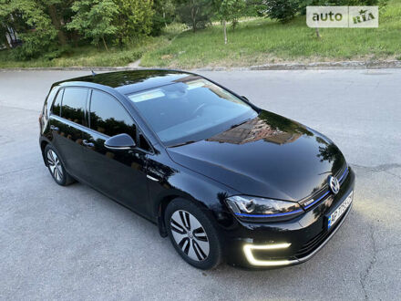 Фольксваген e-Golf 2015 в Запорожье на Automoto.ua Черный Фольксваген e-Golf, объемом двигателя 0 л и пробегом 125 тыс. км за 14500 $, фото 1 на Automoto.ua