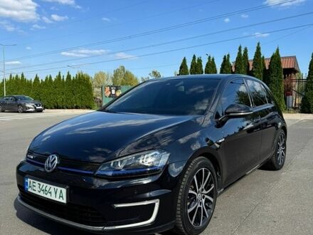 Черный Фольксваген e-Golf, объемом двигателя 0 л и пробегом 78 тыс. км за 10700 $, фото 1 на Automoto.ua