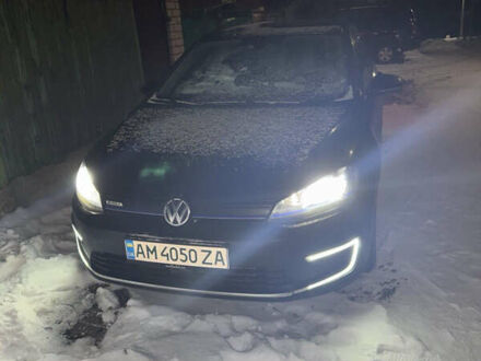 Черный Фольксваген e-Golf, объемом двигателя 0 л и пробегом 126 тыс. км за 8900 $, фото 1 на Automoto.ua