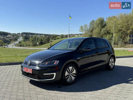 Черный Фольксваген e-Golf, объемом двигателя 0 л и пробегом 107 тыс. км за 7990 $, фото 1 на Automoto.ua